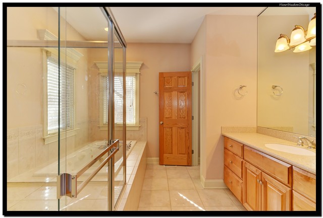 213 S Rush St, Roselle, IL 60172 photo 16