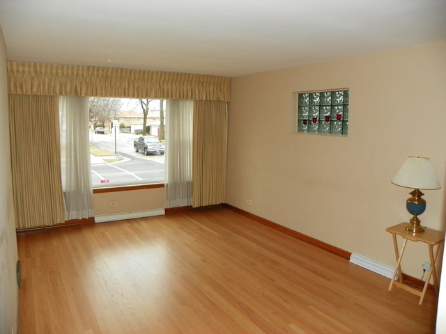 2600 N Mango Ave, Chicago, IL 60639 photo 3