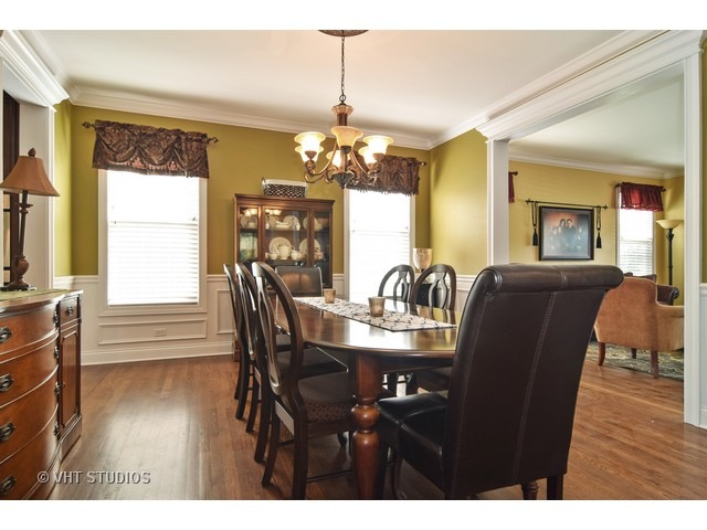 978 Reading St, Bartlett, IL 60103 photo 5