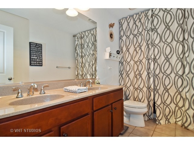 978 Reading St, Bartlett, IL 60103 photo 13