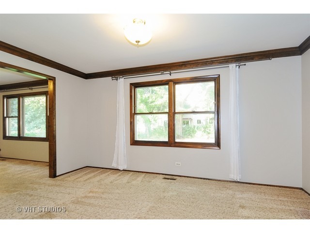 715 Sara Ln, Naperville, IL 60565 photo 5