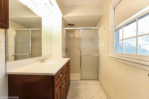 1553 Gamon Rd, Wheaton, IL 60189 photo 10