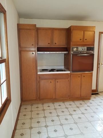 606 E Graham St, Dixon, IL 61021 photo 3