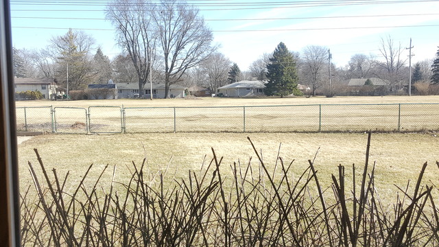 502 E Bevan Dr, Joliet, IL 60435 photo 5