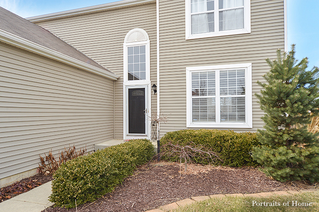 1215 Bridgehampton Dr, Plainfield, IL 60586 photo 2