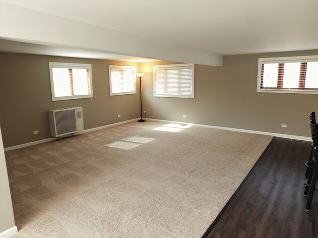 185 Washington Blvd, Hoffman Estates, IL 60169 photo 6