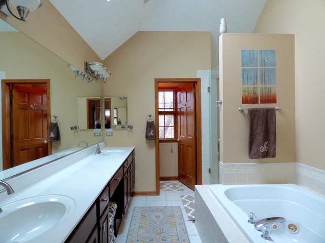 6 Bunker Hill Ct, Algonquin, IL 60102 photo 18