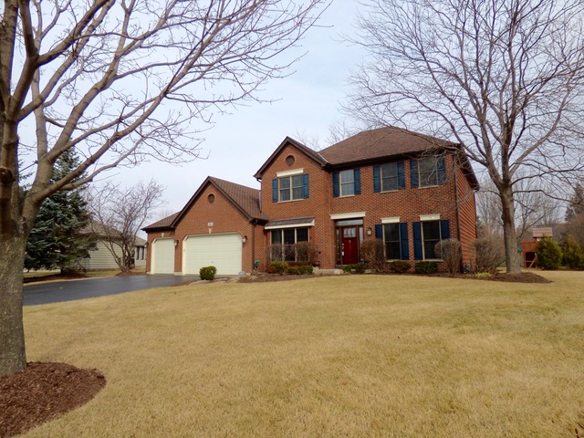 6 Bunker Hill Ct, Algonquin, IL 60102 photo 1