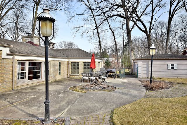 55 Forest Ave, Roselle, IL 60172 photo 21