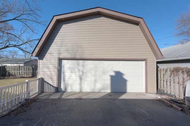 18326 Grant St, Lansing, IL 60438 photo 25