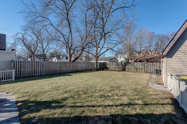 18326 Grant St, Lansing, IL 60438 photo 23