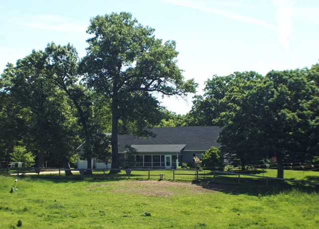 3906 Paulson Rd, Harvard, IL 60033 photo 4
