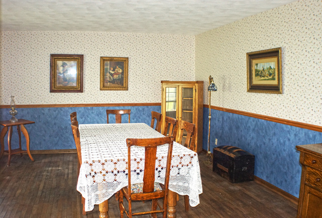 3906 Paulson Rd, Harvard, IL 60033 photo 8