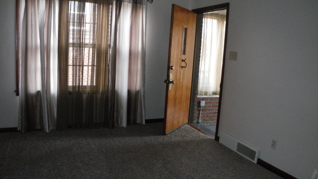 1414 S Stanton Ave, Whiting, IN 46394 photo 10