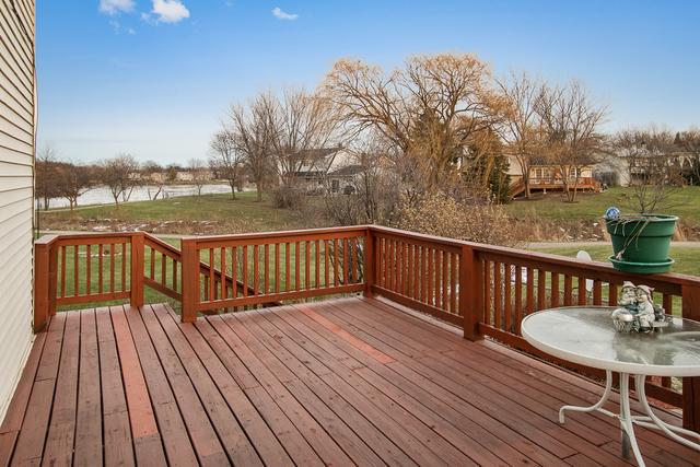 1285 W Sturbridge Dr, Hoffman Estates, IL 60192 photo 23