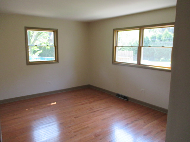 617 N Walnut St, Itasca, IL 60143 photo 10
