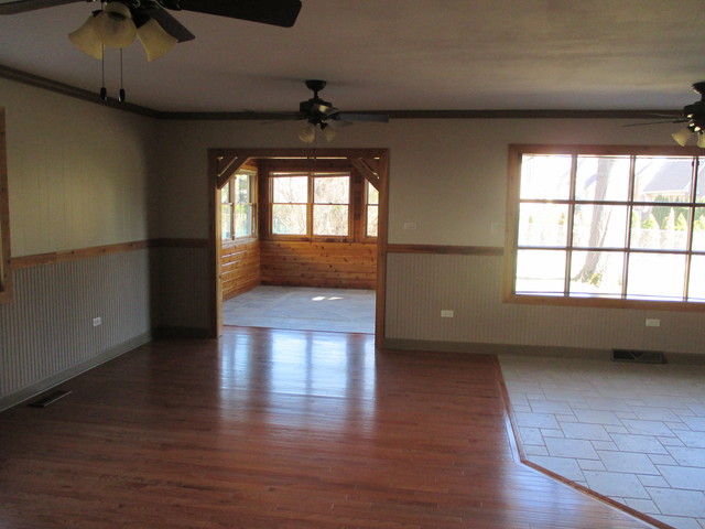 617 N Walnut St, Itasca, IL 60143 photo 6