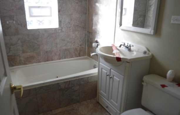1301 E 71st Pl #4, Chicago, IL 60619 photo 4