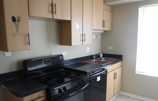 1301 E 71st Pl #4, Chicago, IL 60619 photo 3