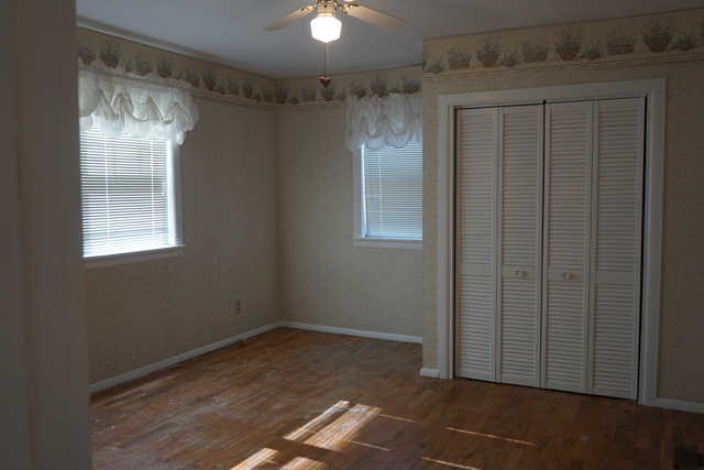548 S Piatt St, Bement, IL 61813 photo 19
