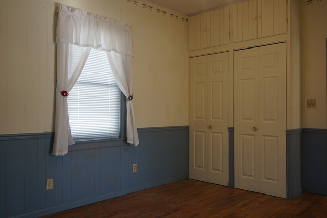 548 S Piatt St, Bement, IL 61813 photo 10
