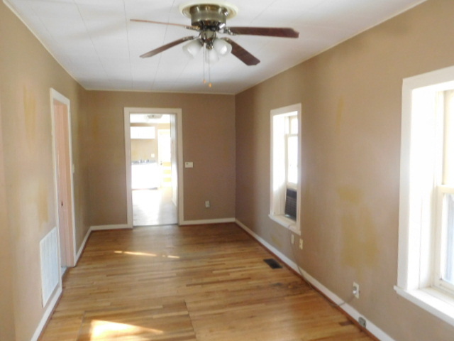 604 N Edwin St, Champaign, IL 61821 photo 10