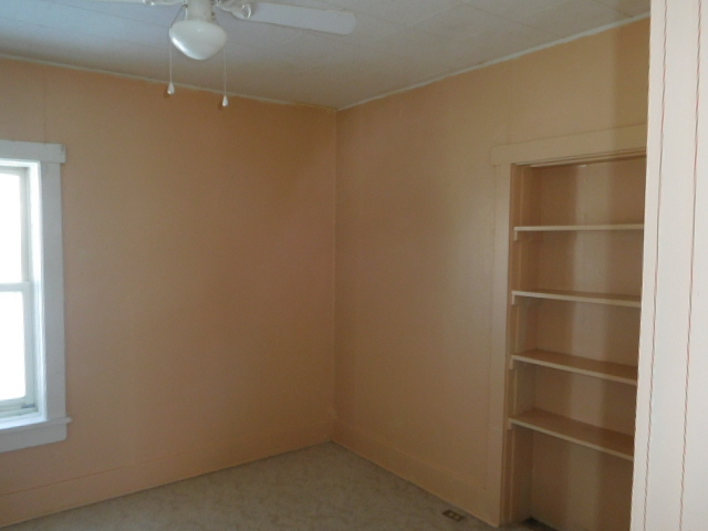 604 N Edwin St, Champaign, IL 61821 photo 11