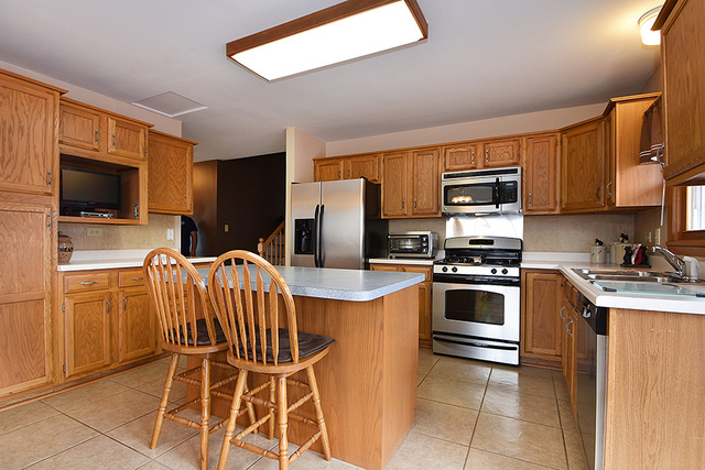 2824 193rd St, Lansing, IL 60438 photo 7