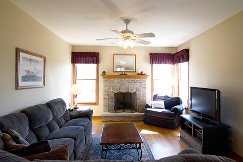 5325 Fox Path Ln, Hoffman Estates, IL 60192 photo 5