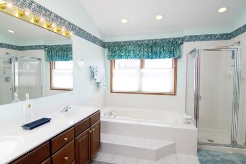 5325 Fox Path Ln, Hoffman Estates, IL 60192 photo 15
