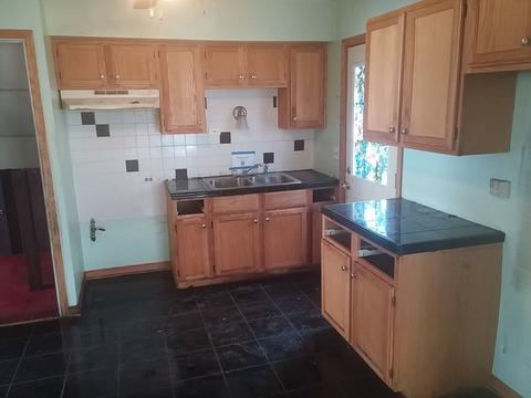 16605 Hermitage Ave, Markham, IL 60428 photo 3