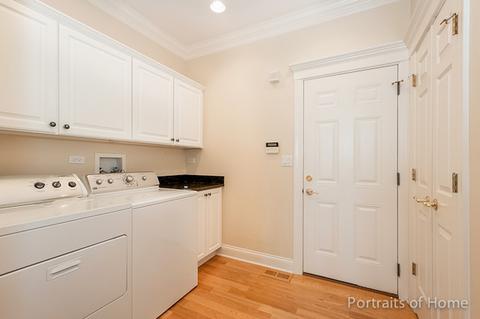 1761 Rizzi Ln, Bartlett, IL 60103 photo 9