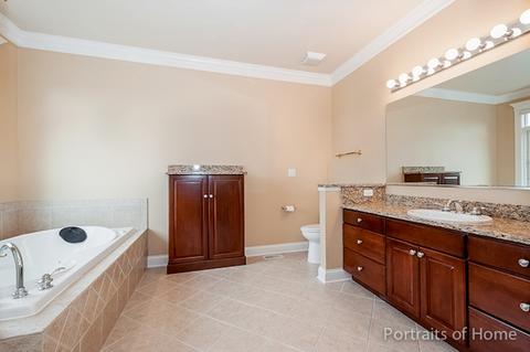 1761 Rizzi Ln, Bartlett, IL 60103 photo 12