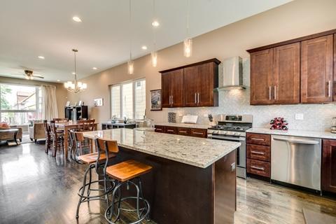 4159 W Eddy St, Chicago, IL 60641 photo 7