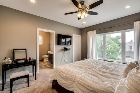 4159 W Eddy St, Chicago, IL 60641 photo 18