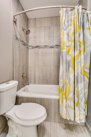 4159 W Eddy St, Chicago, IL 60641 photo 9