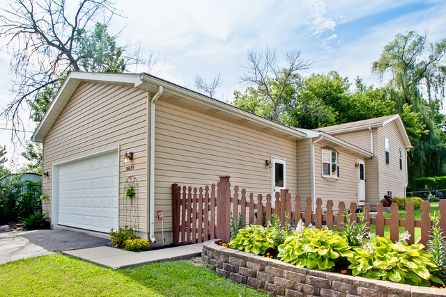 26035 W Ingleside Ave, Ingleside, IL 60041 photo 1