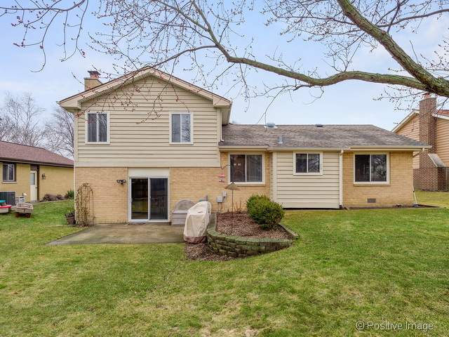 1506 Huntleigh Dr, Wheaton, IL 60189 photo 19