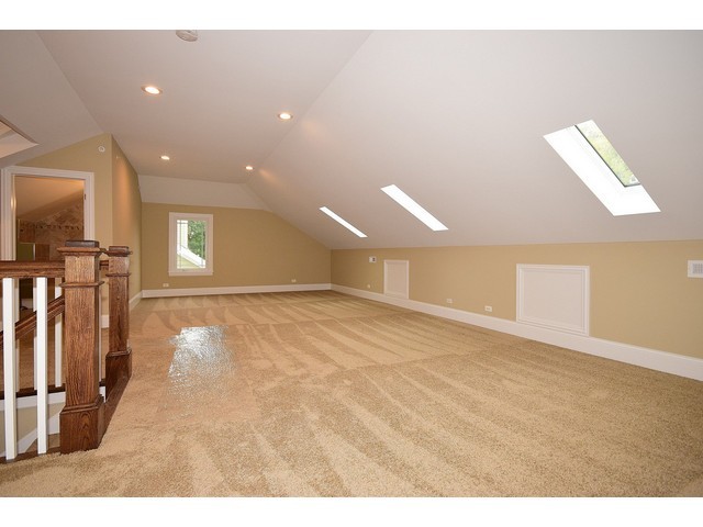 265 Blackhawk Rd, Riverside, IL 60546 photo 21