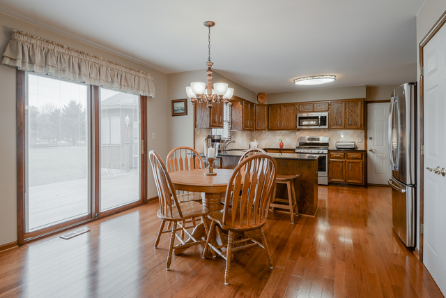 23650 W Cotswald Dr, Plainfield, IL 60585 photo 10