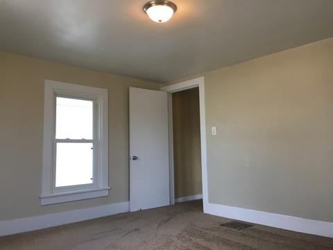 749 Spring St, Aurora, IL 60505 photo 15