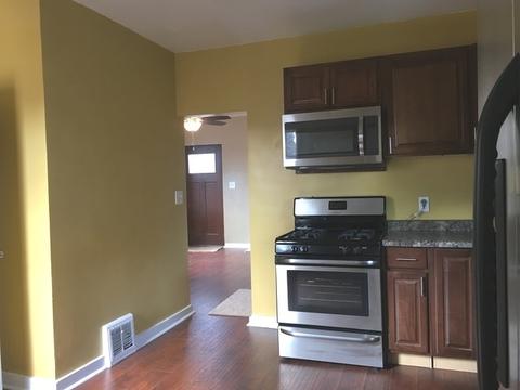 749 Spring St, Aurora, IL 60505 photo 7