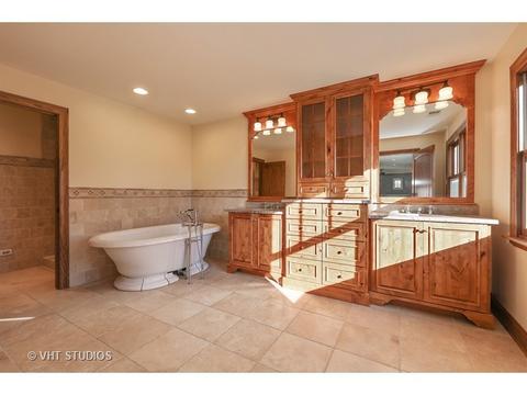 5925 Bentley Ave, Willowbrook, IL 60527 photo 16