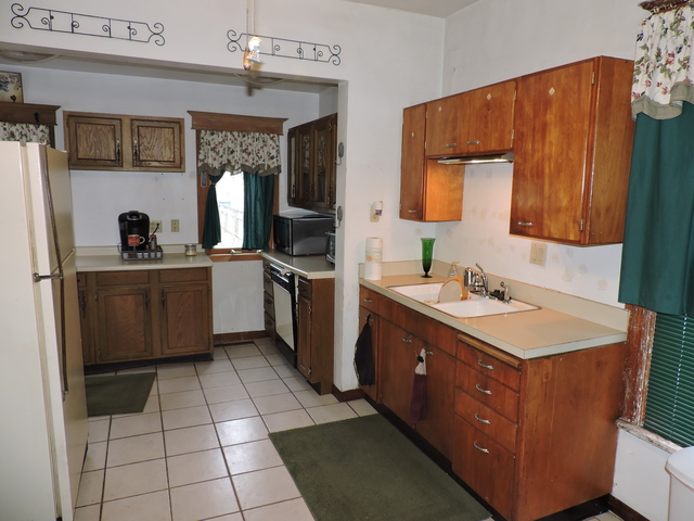 379 S Yates Ave, Kankakee, IL 60901 photo 7