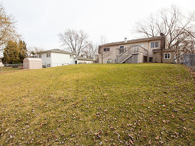 1081 Kent Ct, Wheaton, IL 60189 photo 25