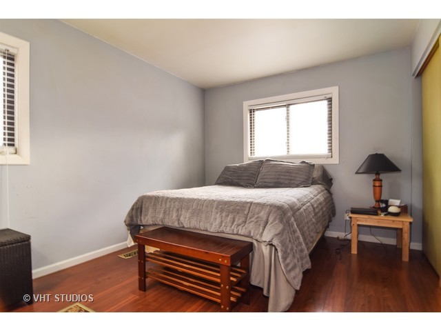 435 Westview St, Hoffman Estates, IL 60169 photo 6