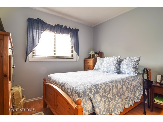 435 Westview St, Hoffman Estates, IL 60169 photo 7