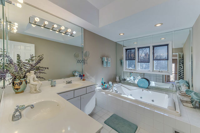 122 E Morrison Ave, Mount Prospect, IL 60056 photo 17