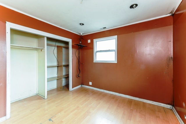 740 S Dennis Rd, Wheeling, IL 60090 photo 12