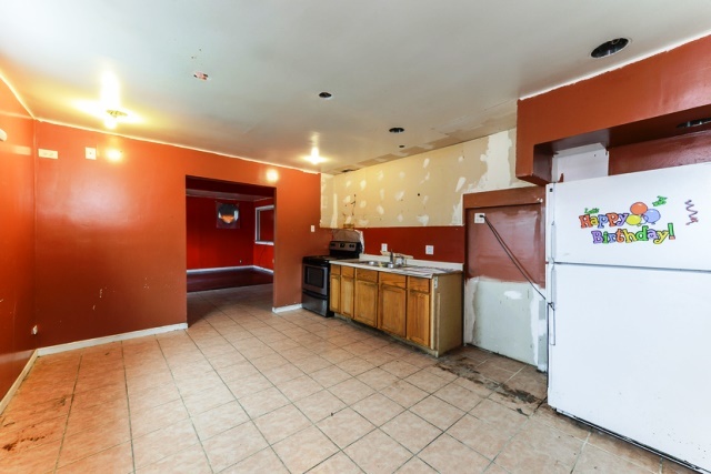 740 S Dennis Rd, Wheeling, IL 60090 photo 6